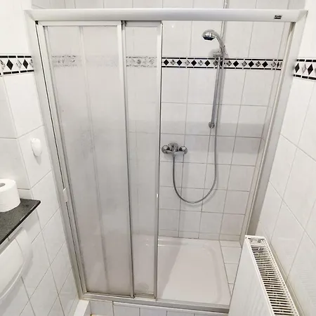 Ferienwohnung * 렘샤이트